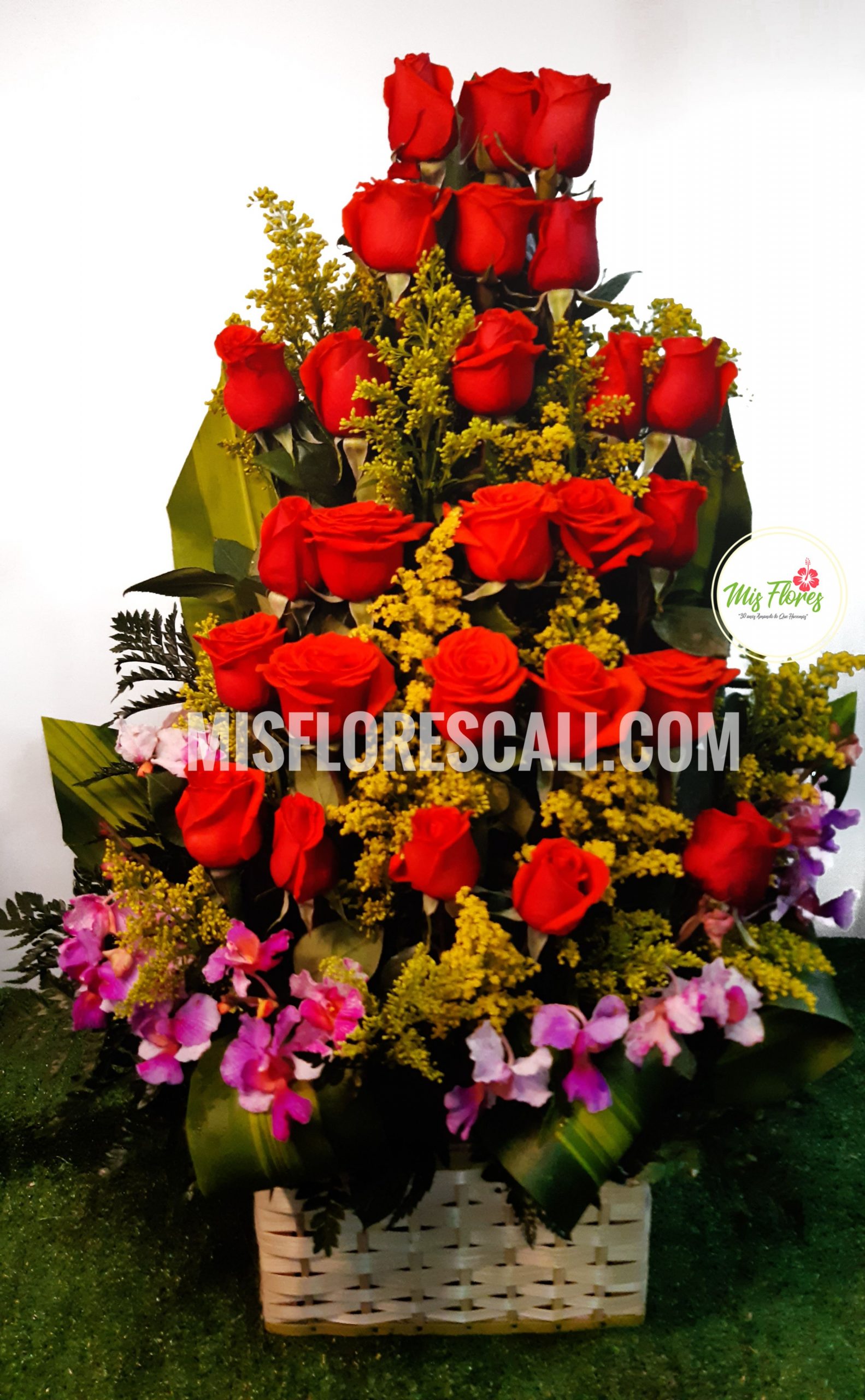 Arreglo Floral En Canasta Ref #349 | Mis Flores Cali